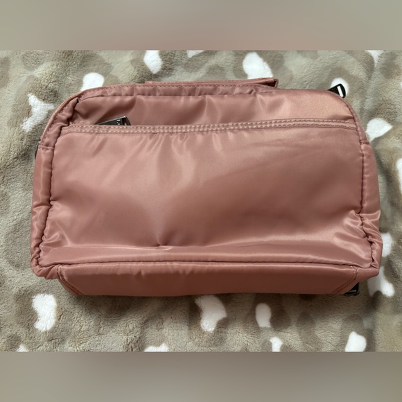 Lug scoop crossbody - Picture 2 of 6